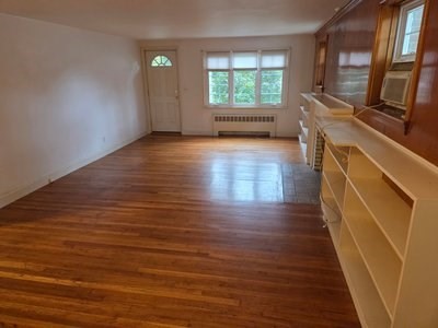 1002 Belmont St # 1 Property Photo 6