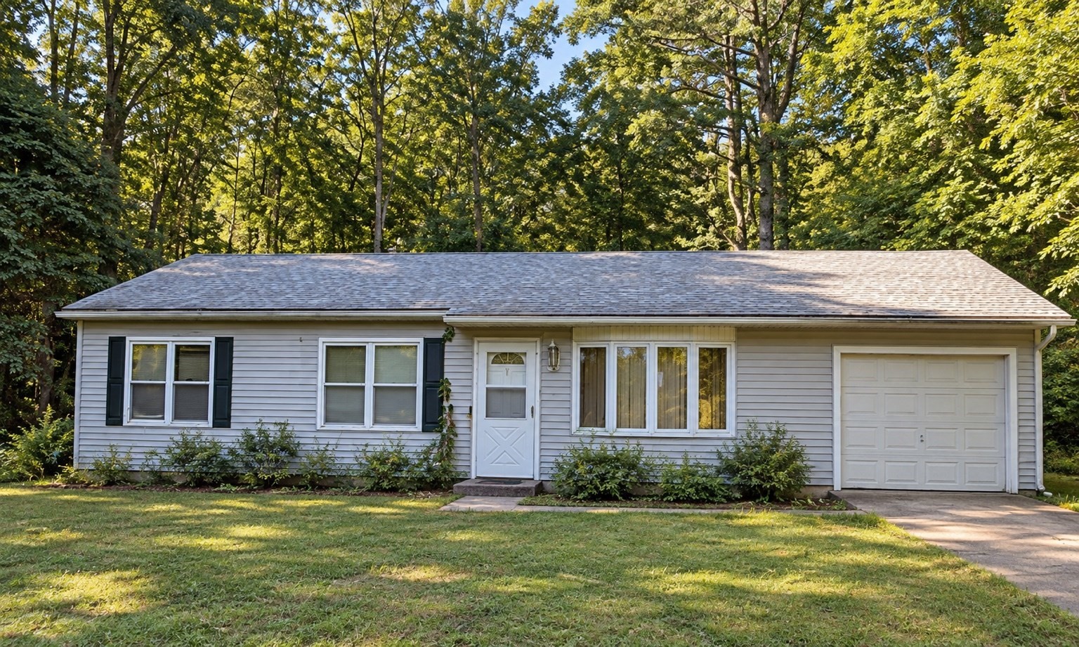8 Cornell Cir Property Photo 1