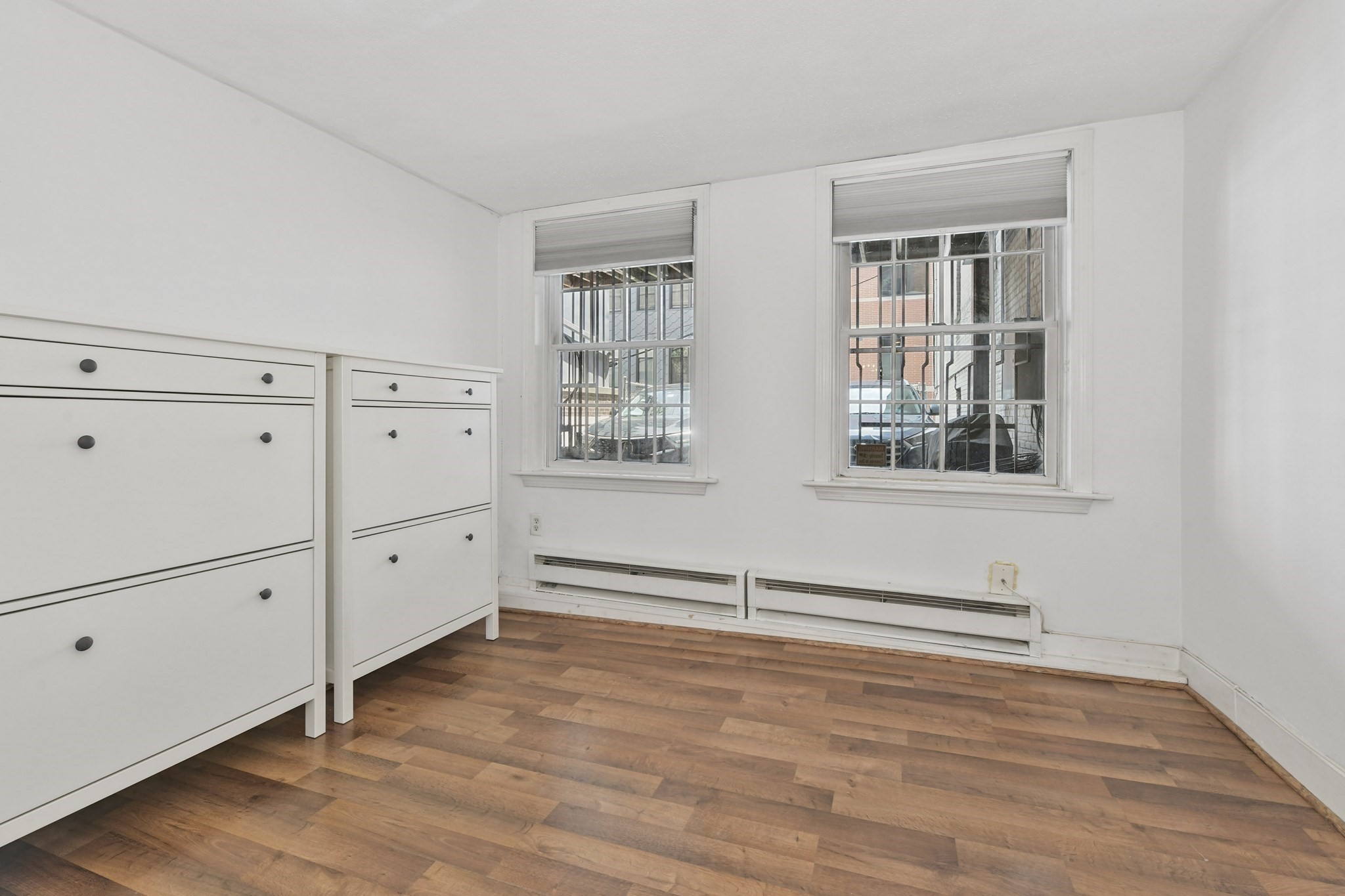 15 Saint George St # A Property Photo 6