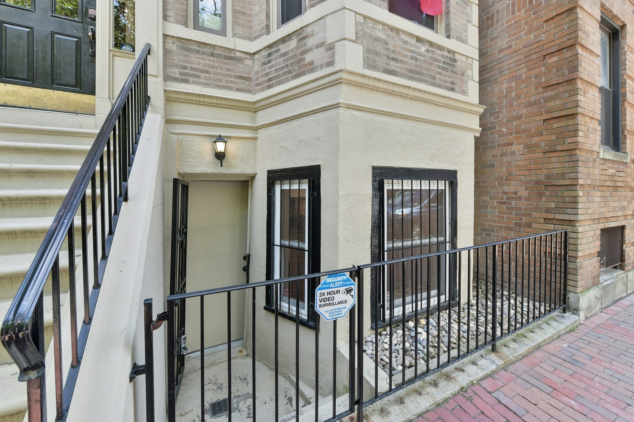 15 Saint George St # A Property Photo 11