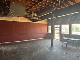 208 Fitchburg Turnpike Property Photo 8