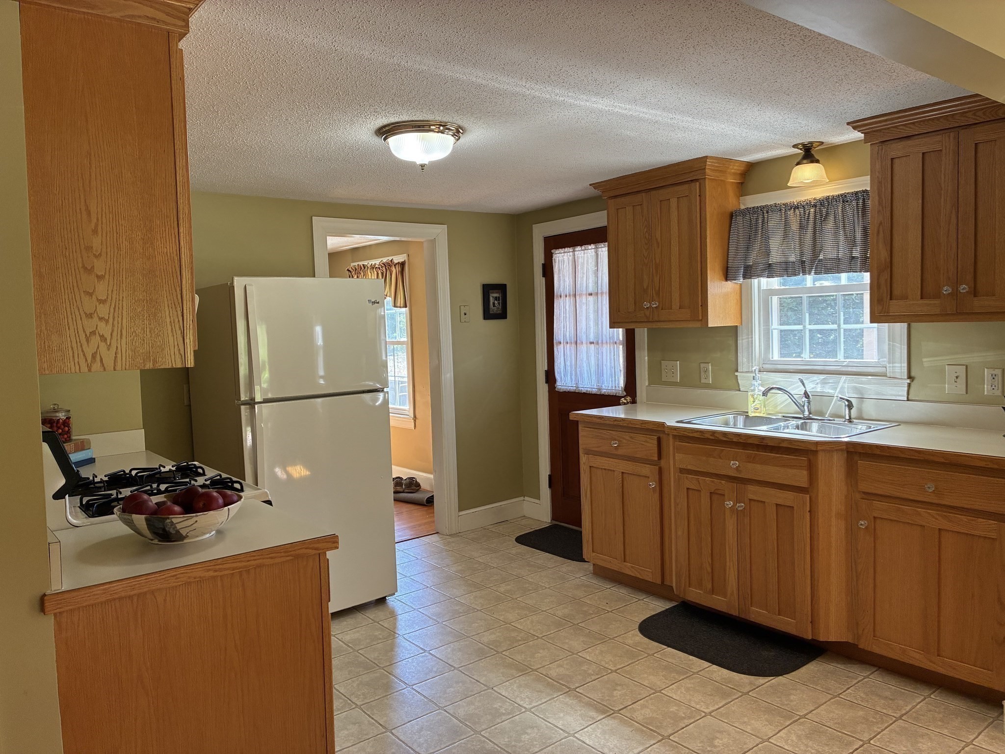 901 Homestead Avenue Property Photo 7