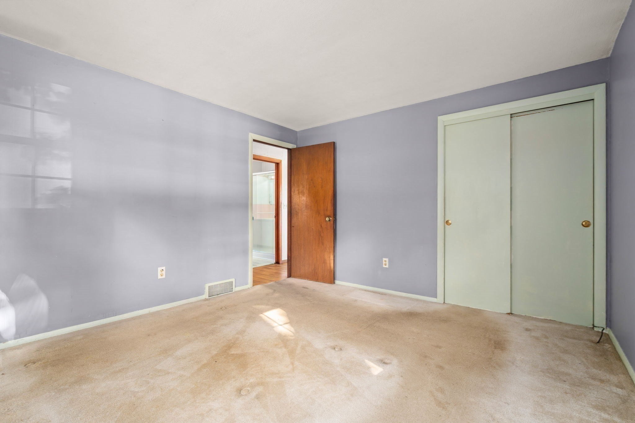 100 Low St Property Photo 12