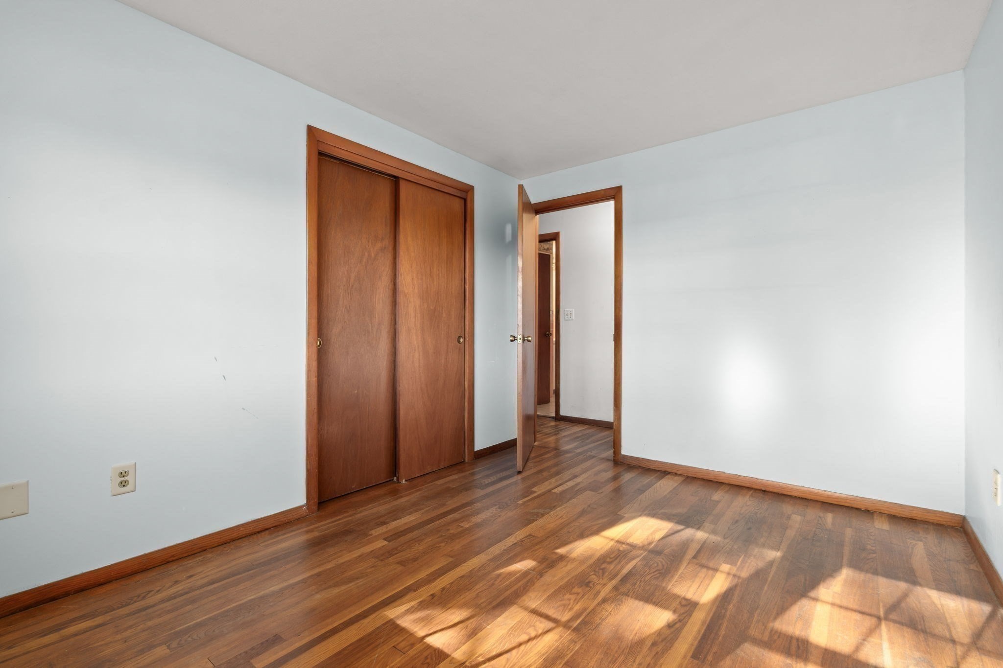 100 Low St Property Photo 14