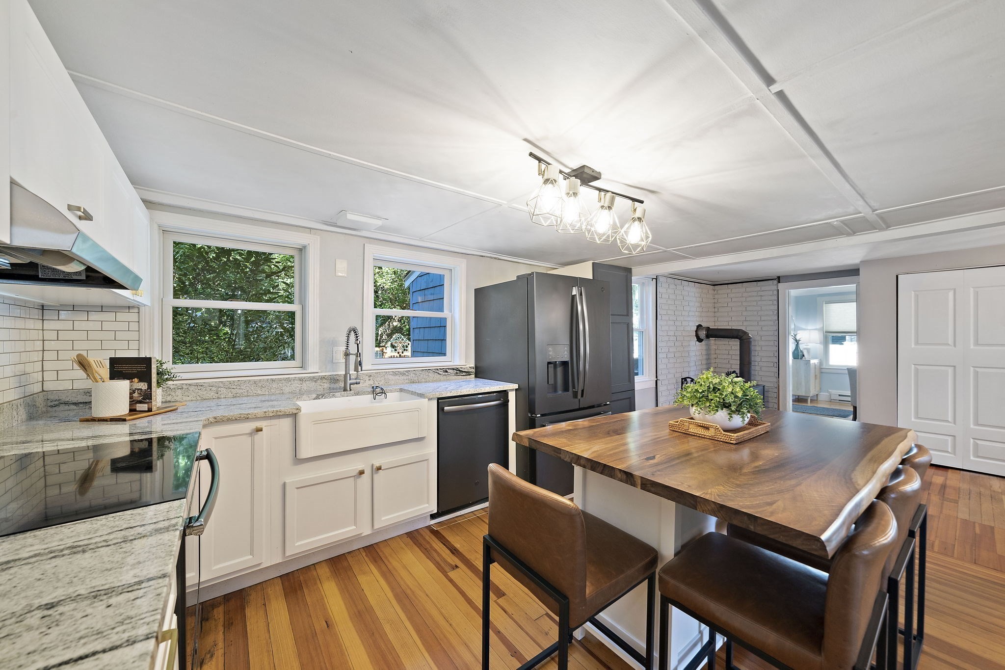 41 Chapel St Property Photo 6