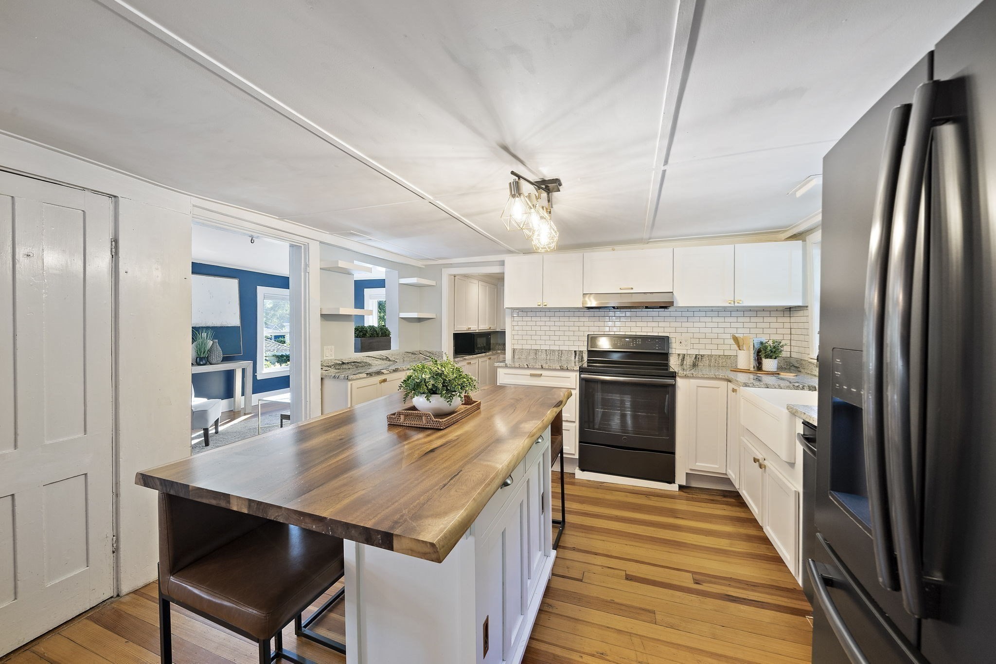 41 Chapel St Property Photo 8
