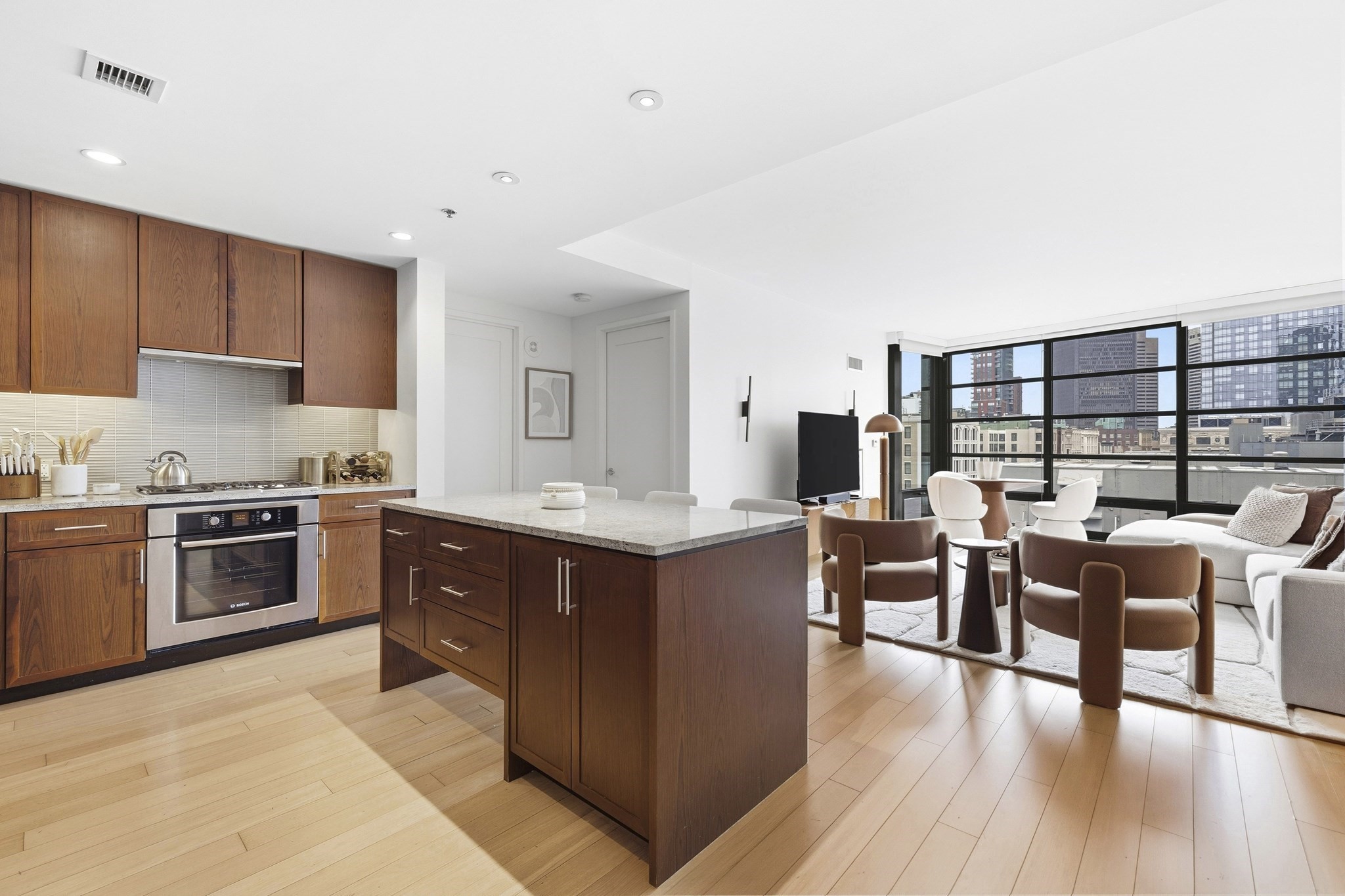 580 Washington St # 1207 Property Photo 1