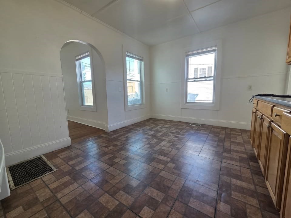 135 Chestnut St # 1 Property Photo 3