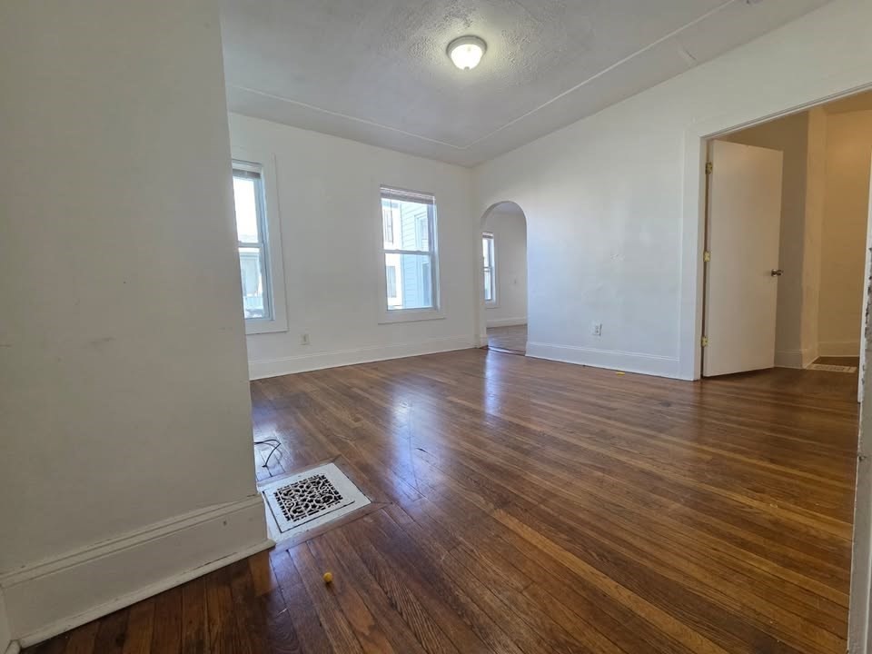 135 Chestnut St # 1 Property Photo 5