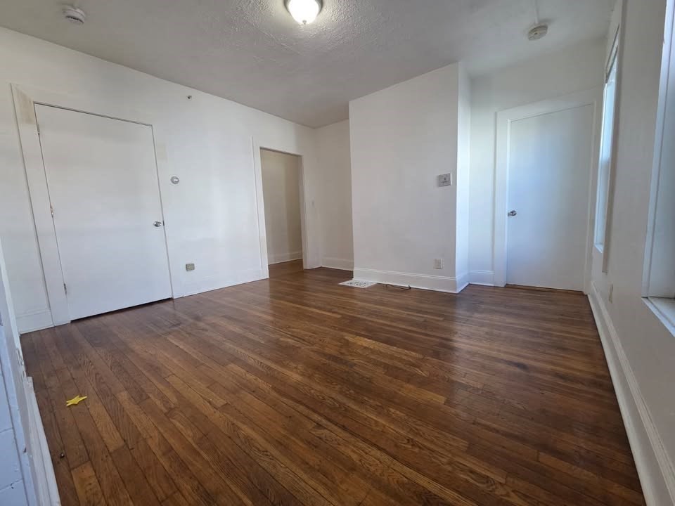 135 Chestnut St # 1 Property Photo 6