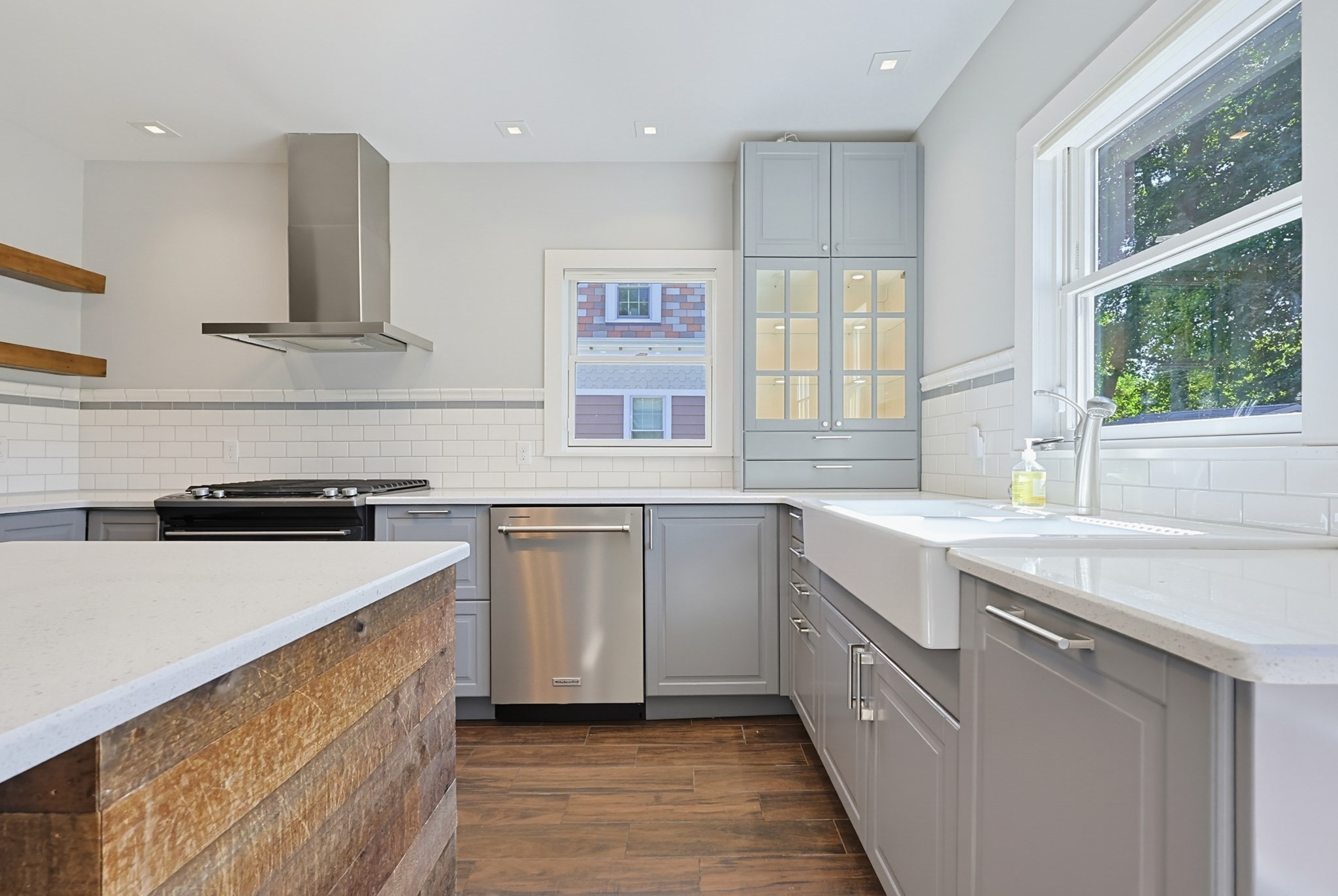 115 North Avenue Property Photo 4