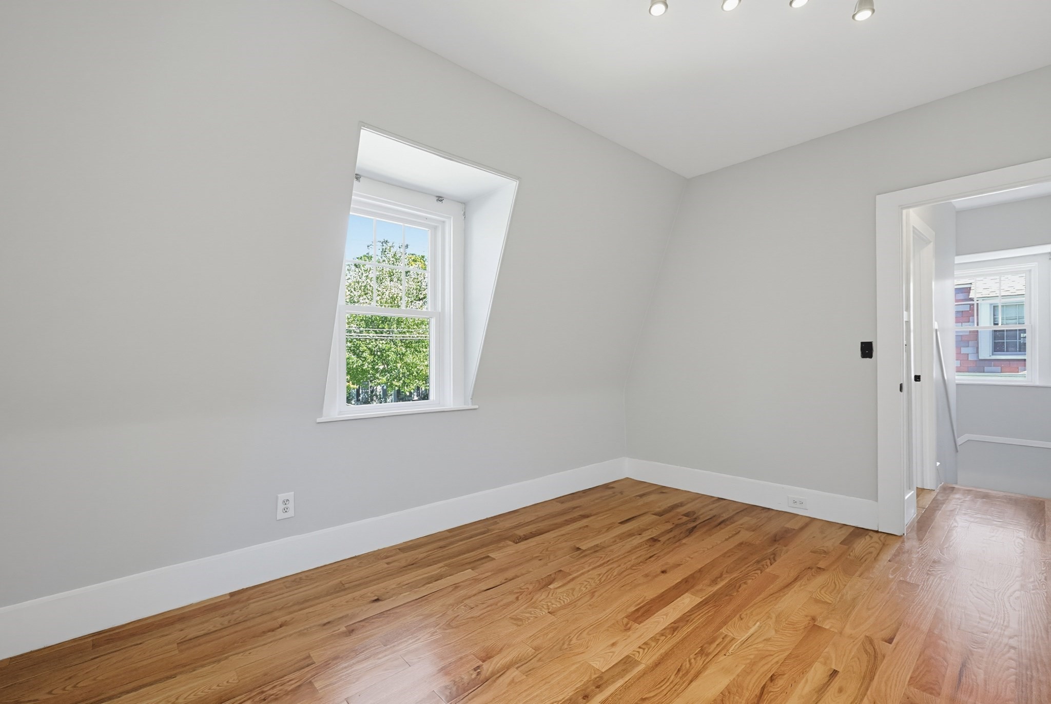 115 North Avenue Property Photo 28