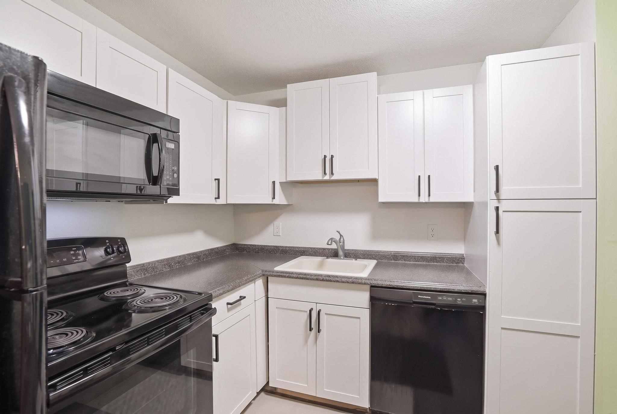 491 W Central St # D2 Property Photo 9
