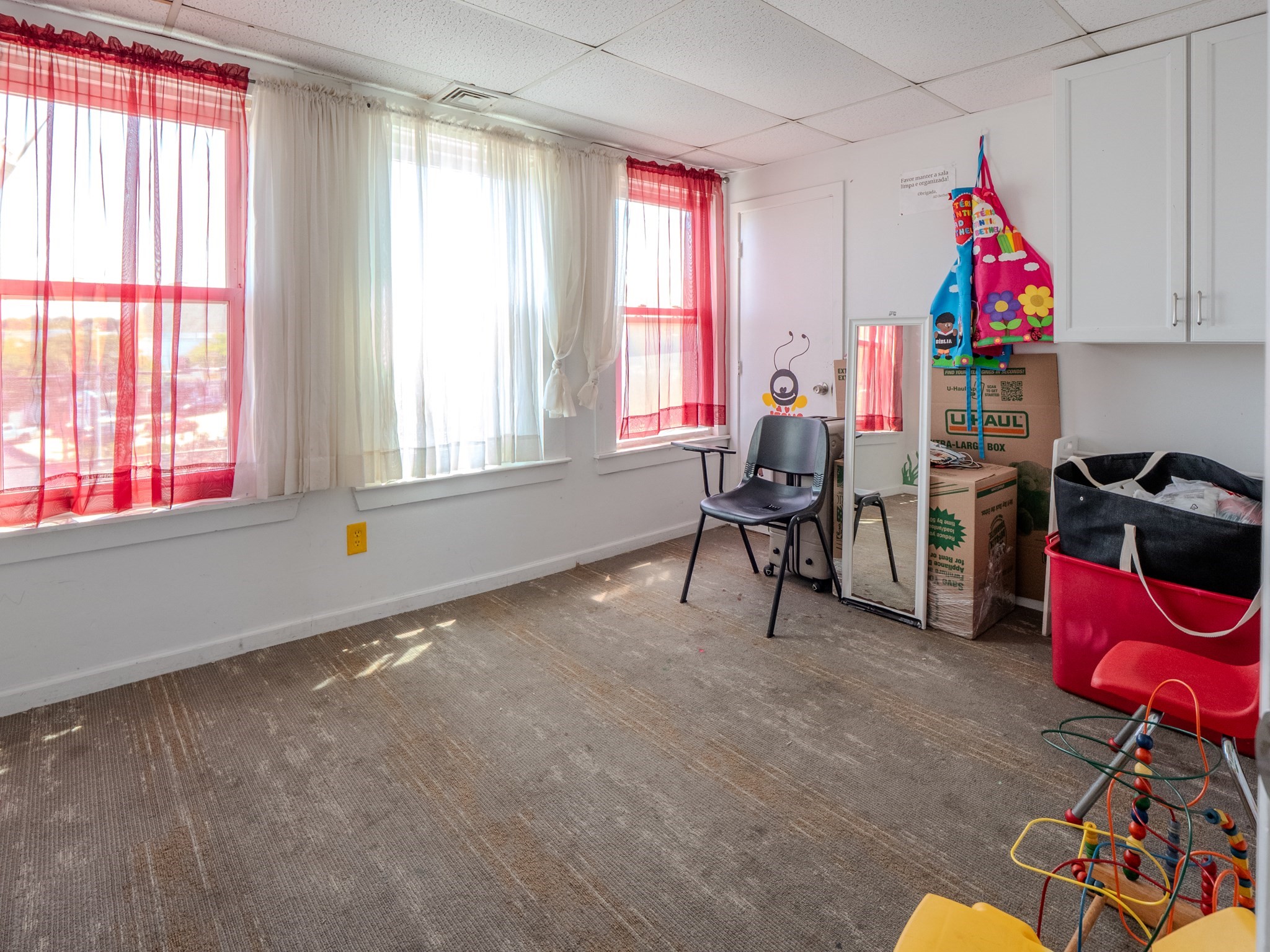29 Spruce St Property Photo 16