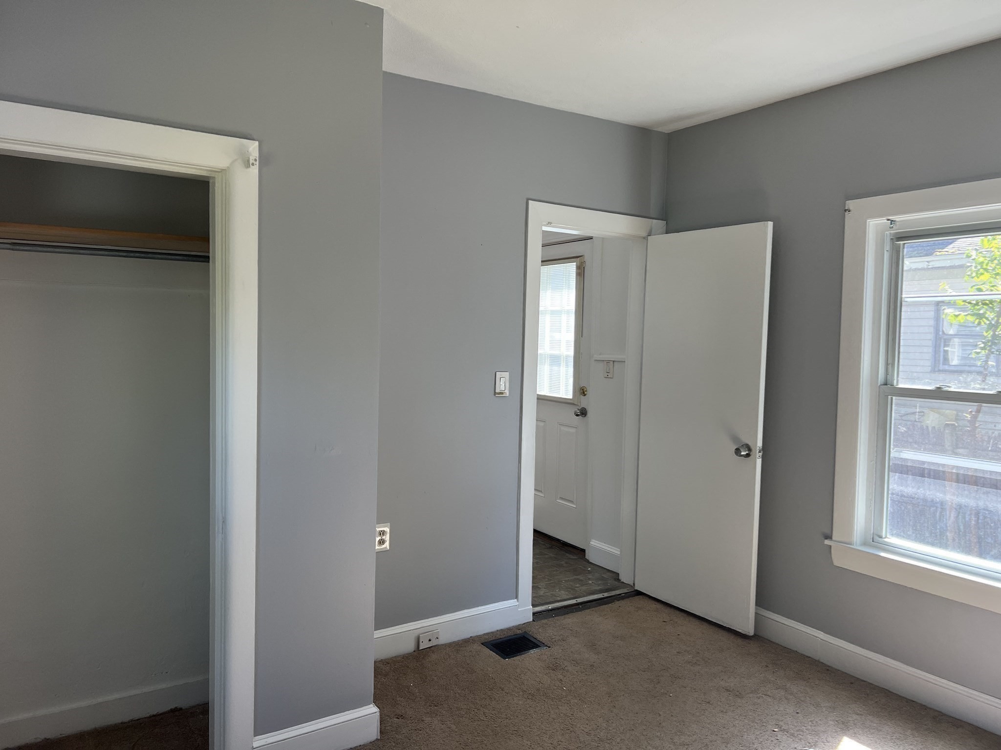 26 Carson St Property Photo 14