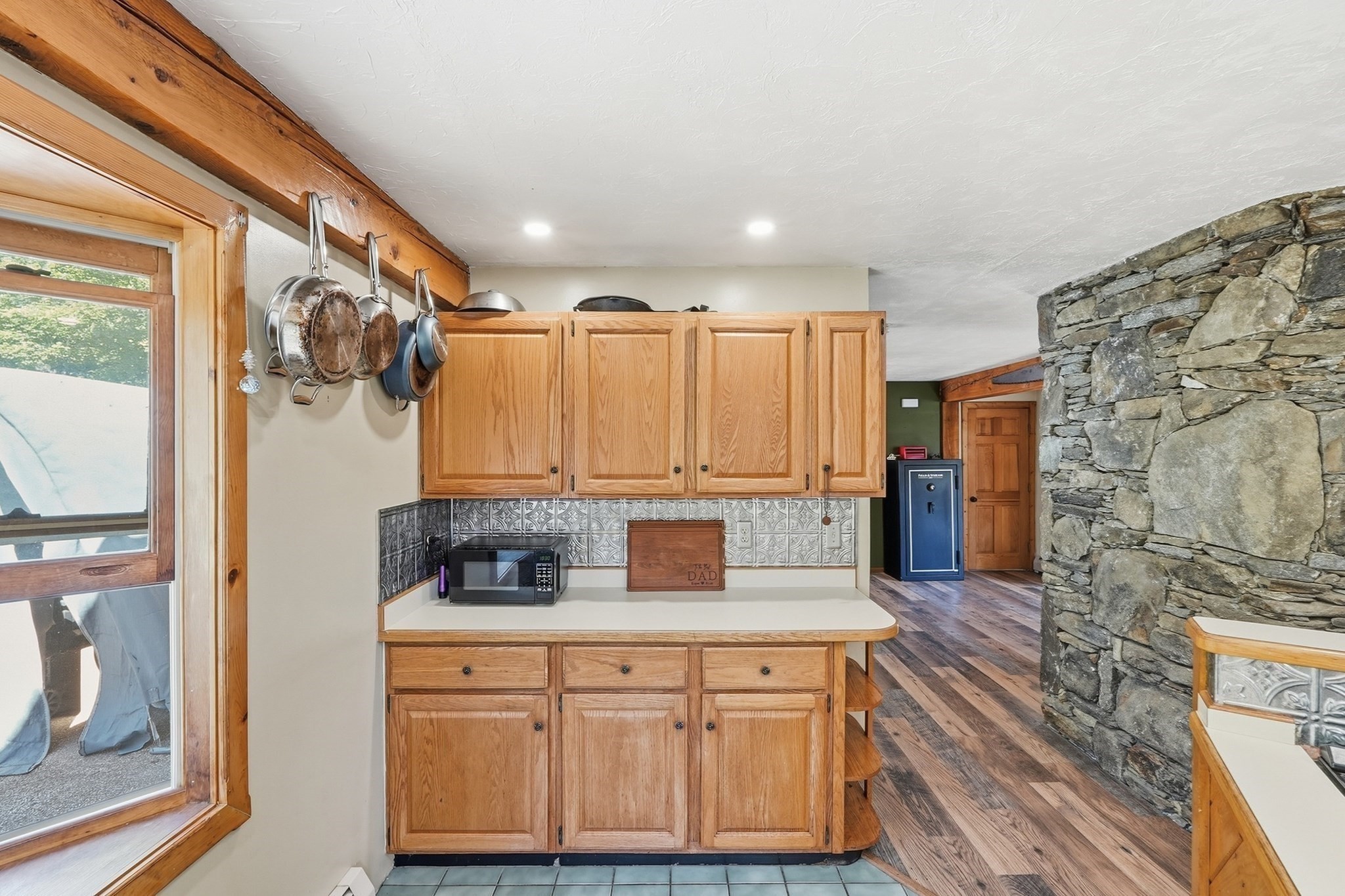 731 E Hill Rd Property Photo 13