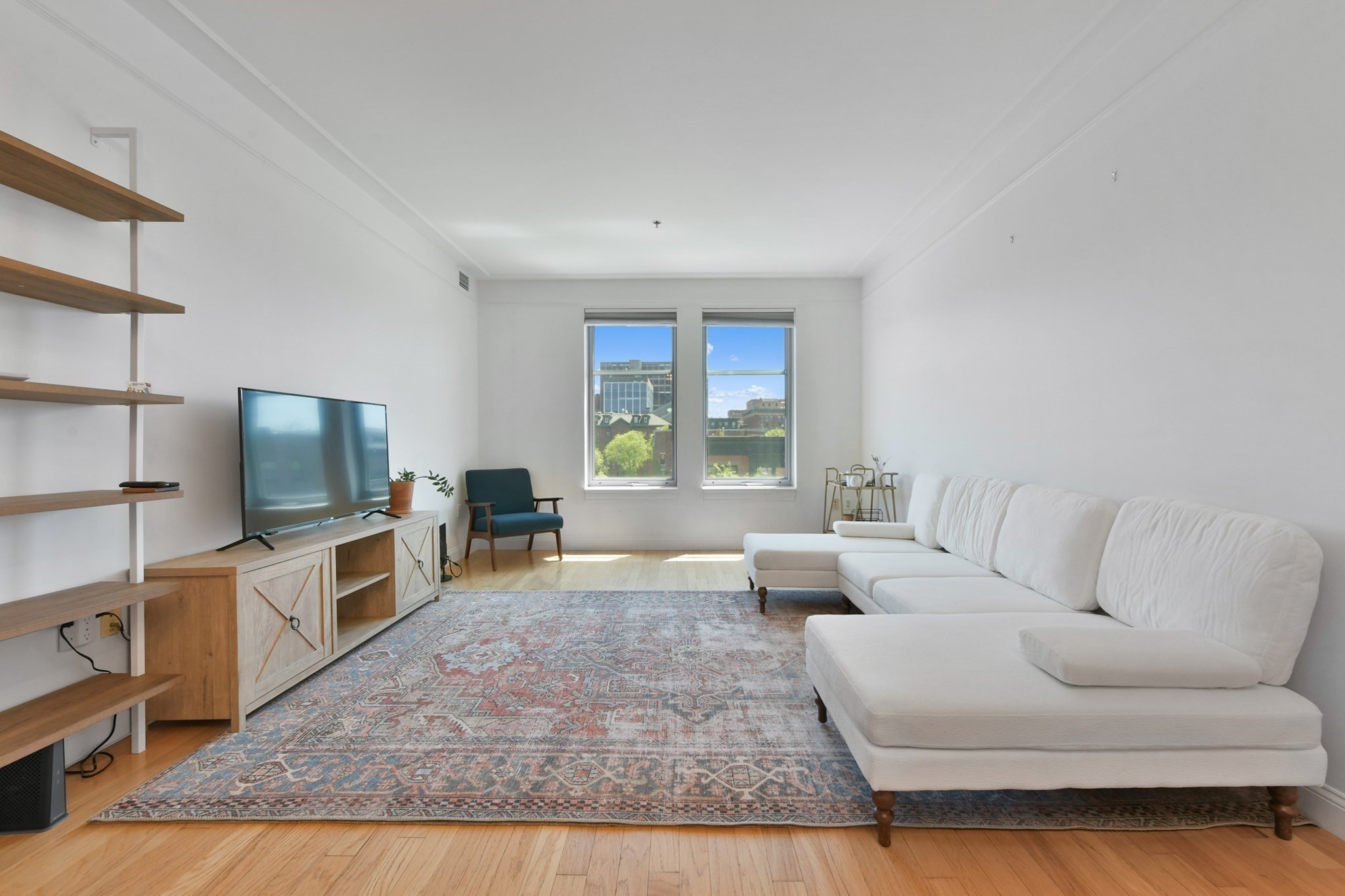 1597 Washington St # 406 Property Photo 1