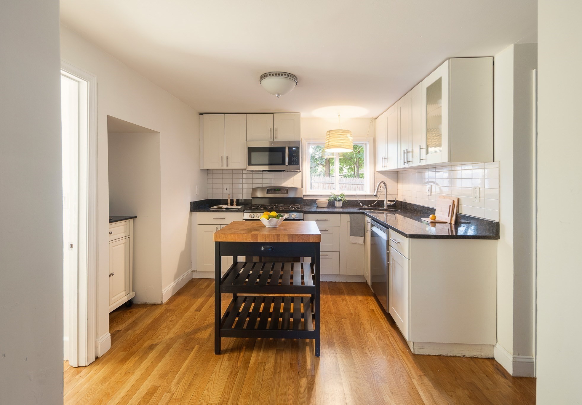 7 Beach St Property Photo 11