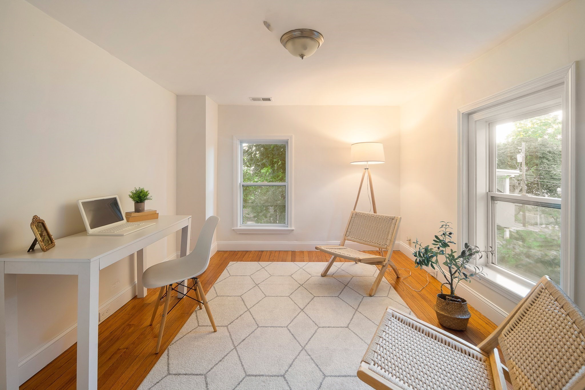 7 Beach St Property Photo 17