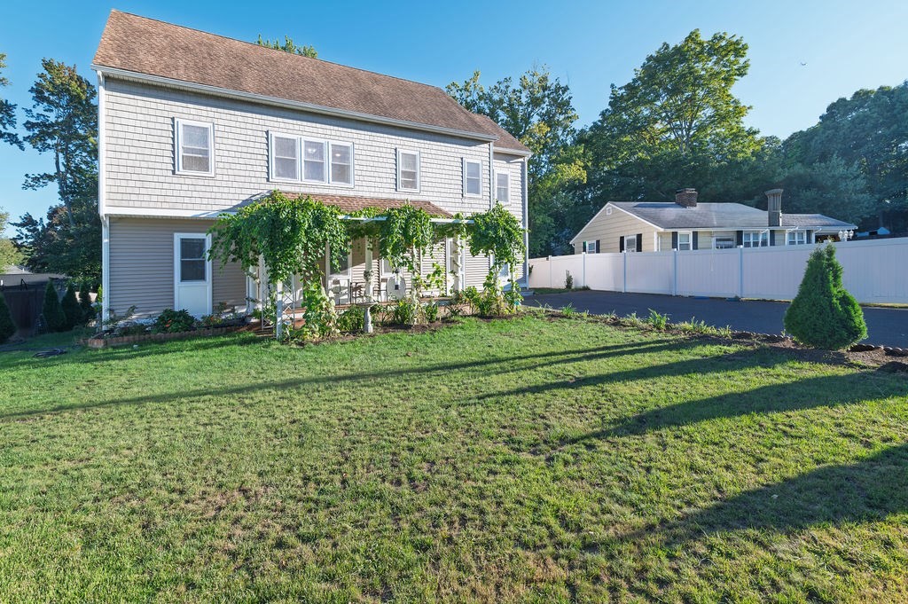 116 Common St Property Photo 2