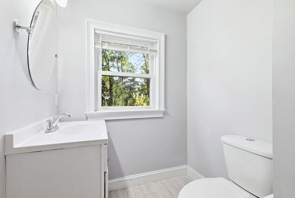 116 Common St Property Photo 20