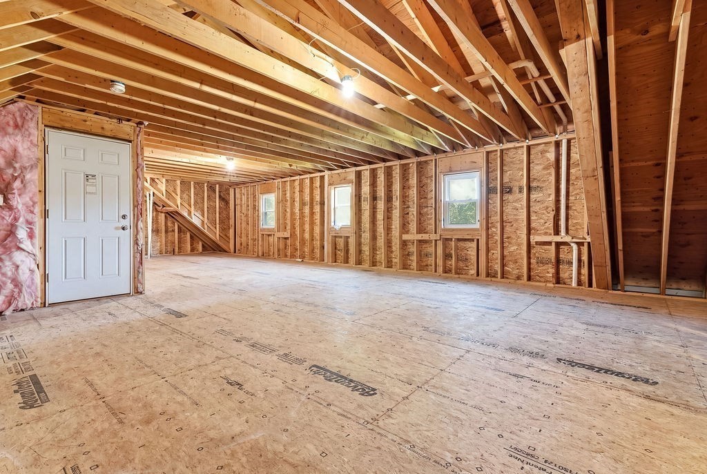 116 Common St Property Photo 30