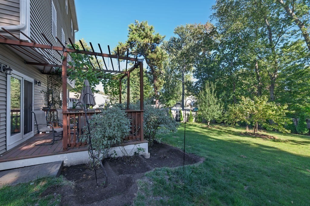 116 Common St Property Photo 36