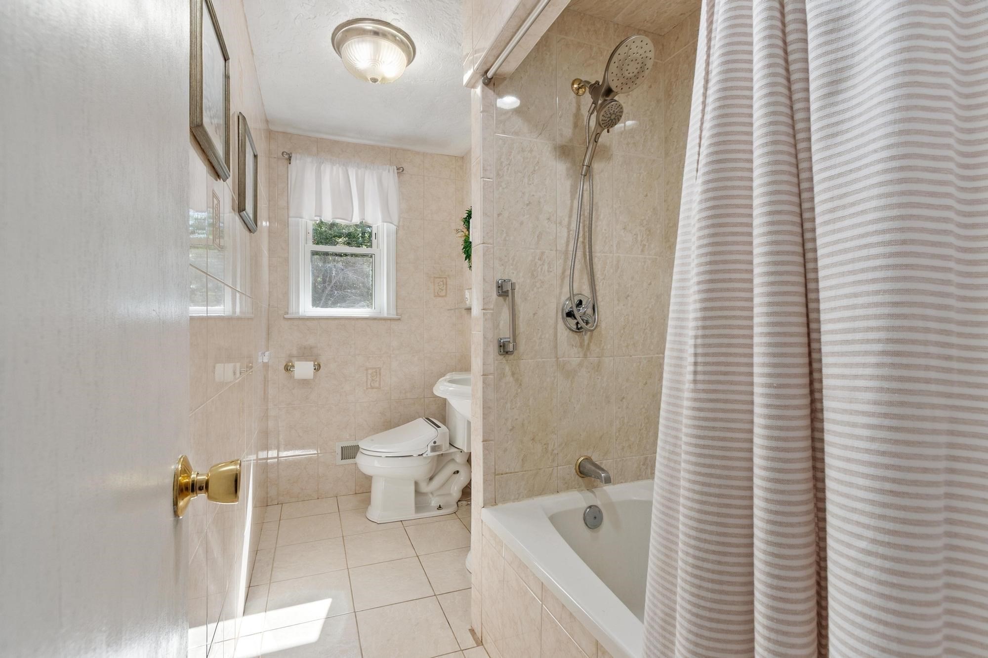 31 Paul Ave Property Photo 20