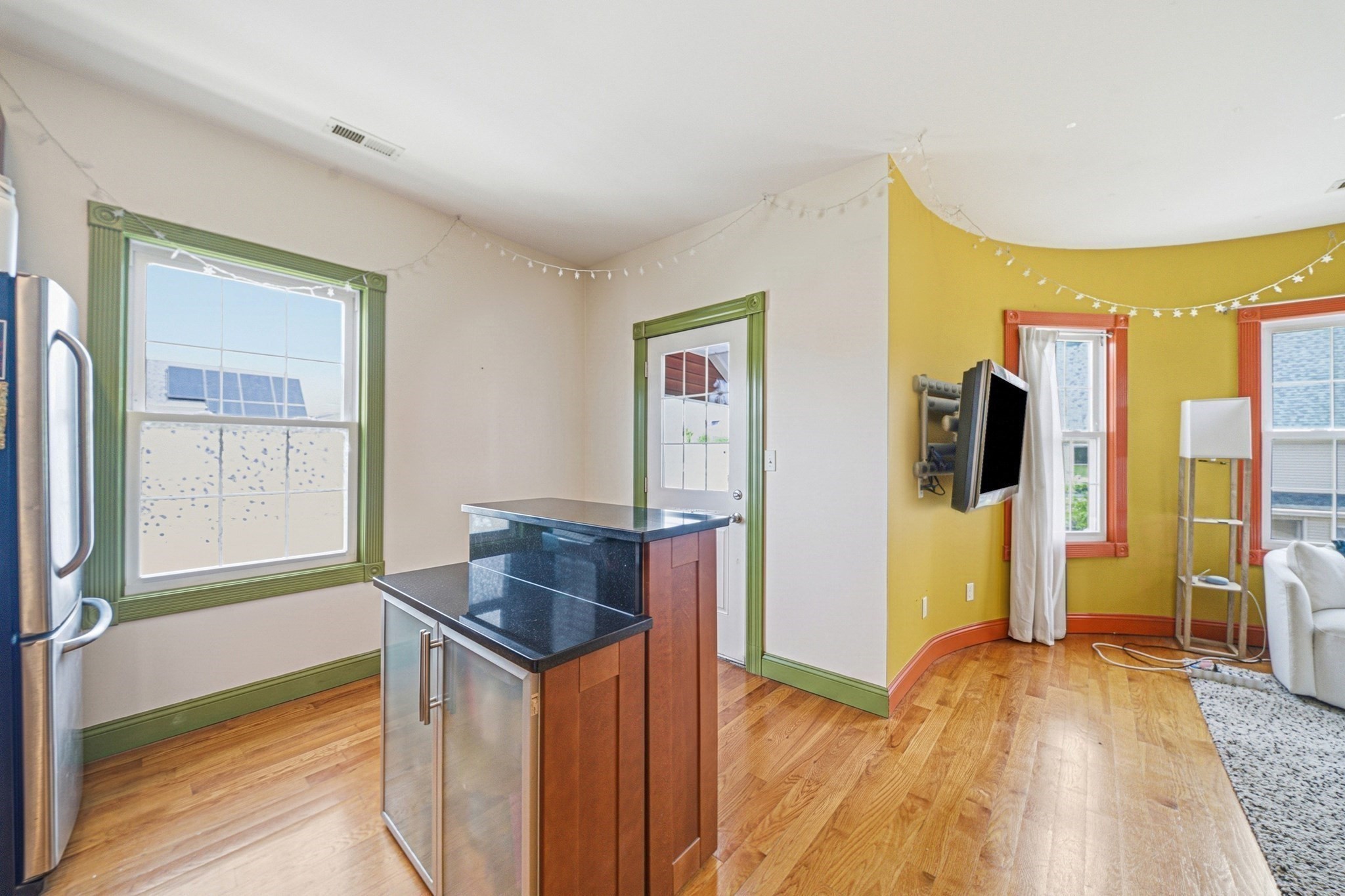 12-14 Everett St # 202 Property Photo 10