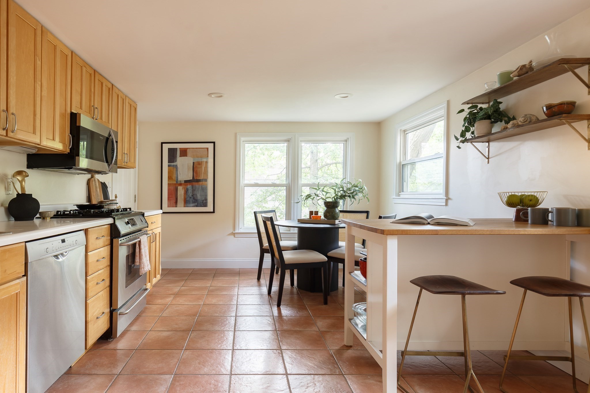 25 Chalk Street # 2 Property Photo 8