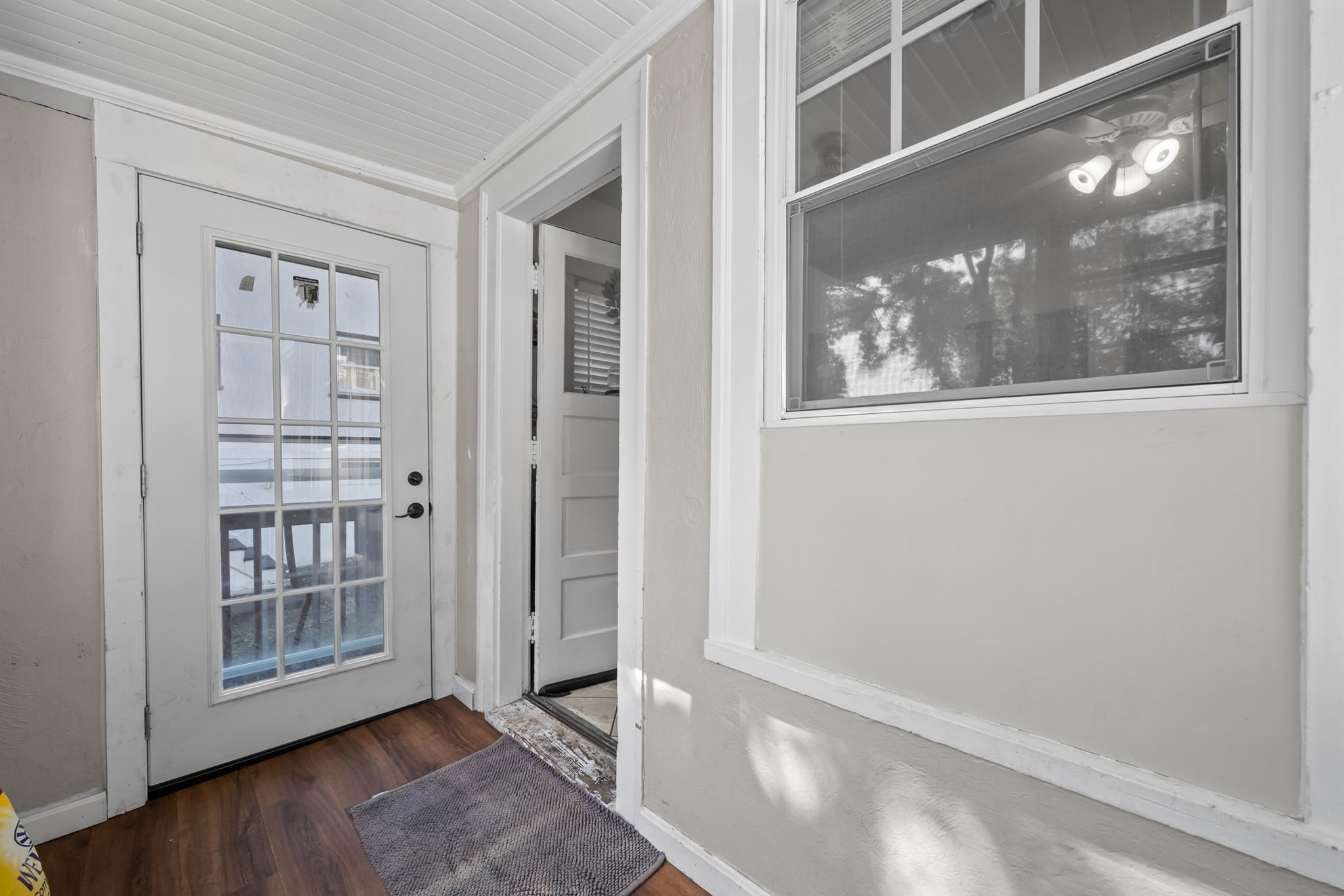 19 S Lenox St Property Photo 13