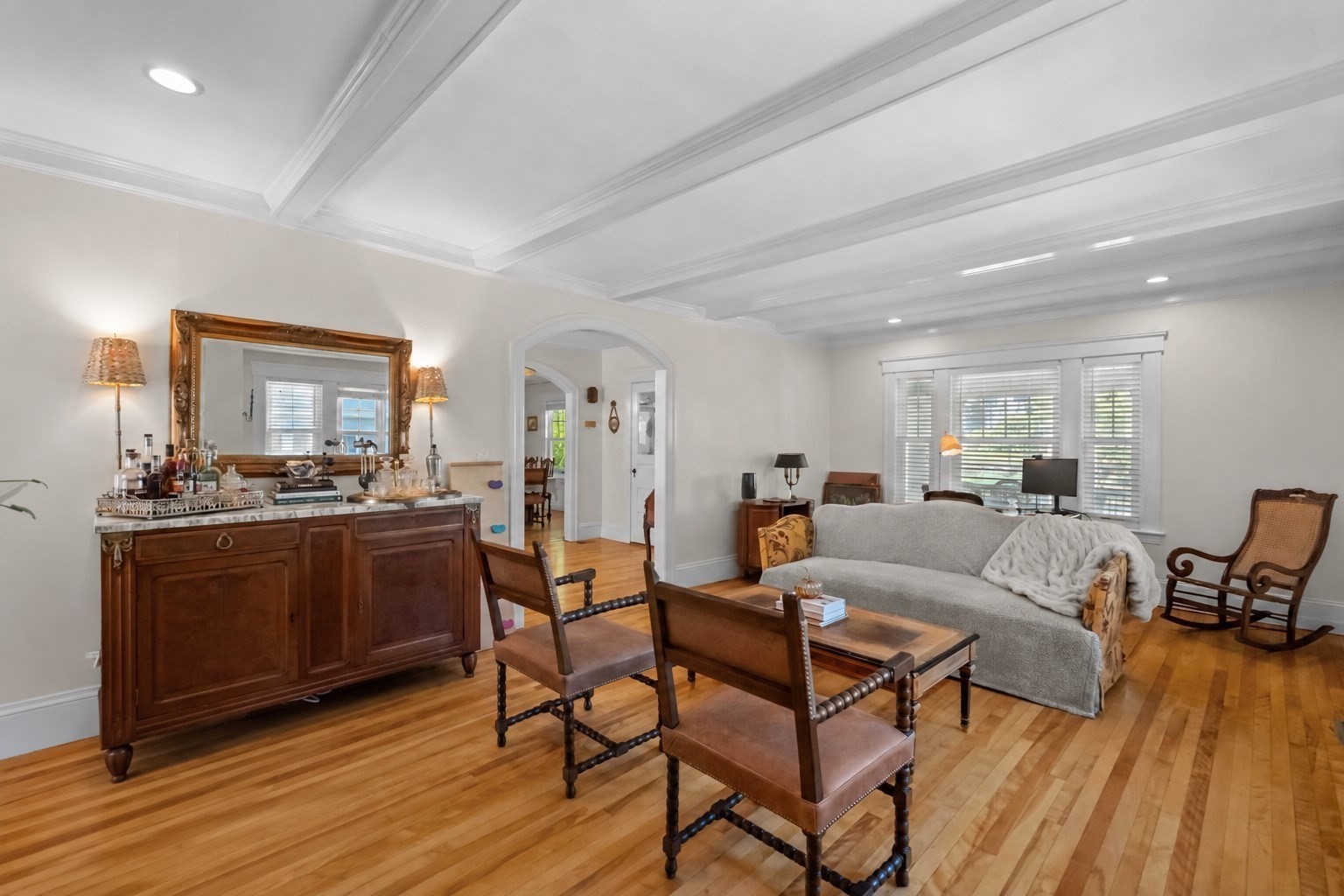 19 S Lenox St Property Photo 15