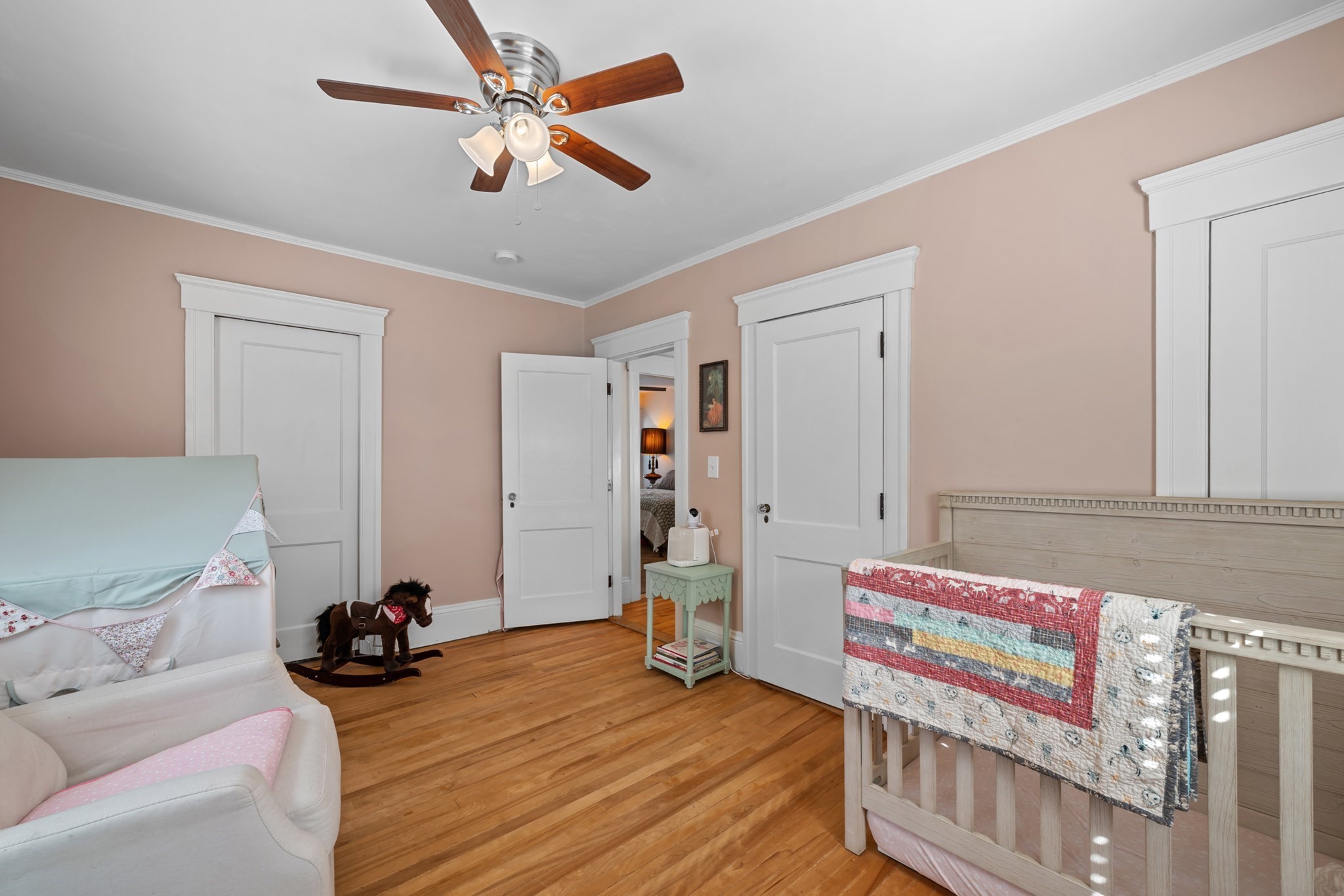 19 S Lenox St Property Photo 21