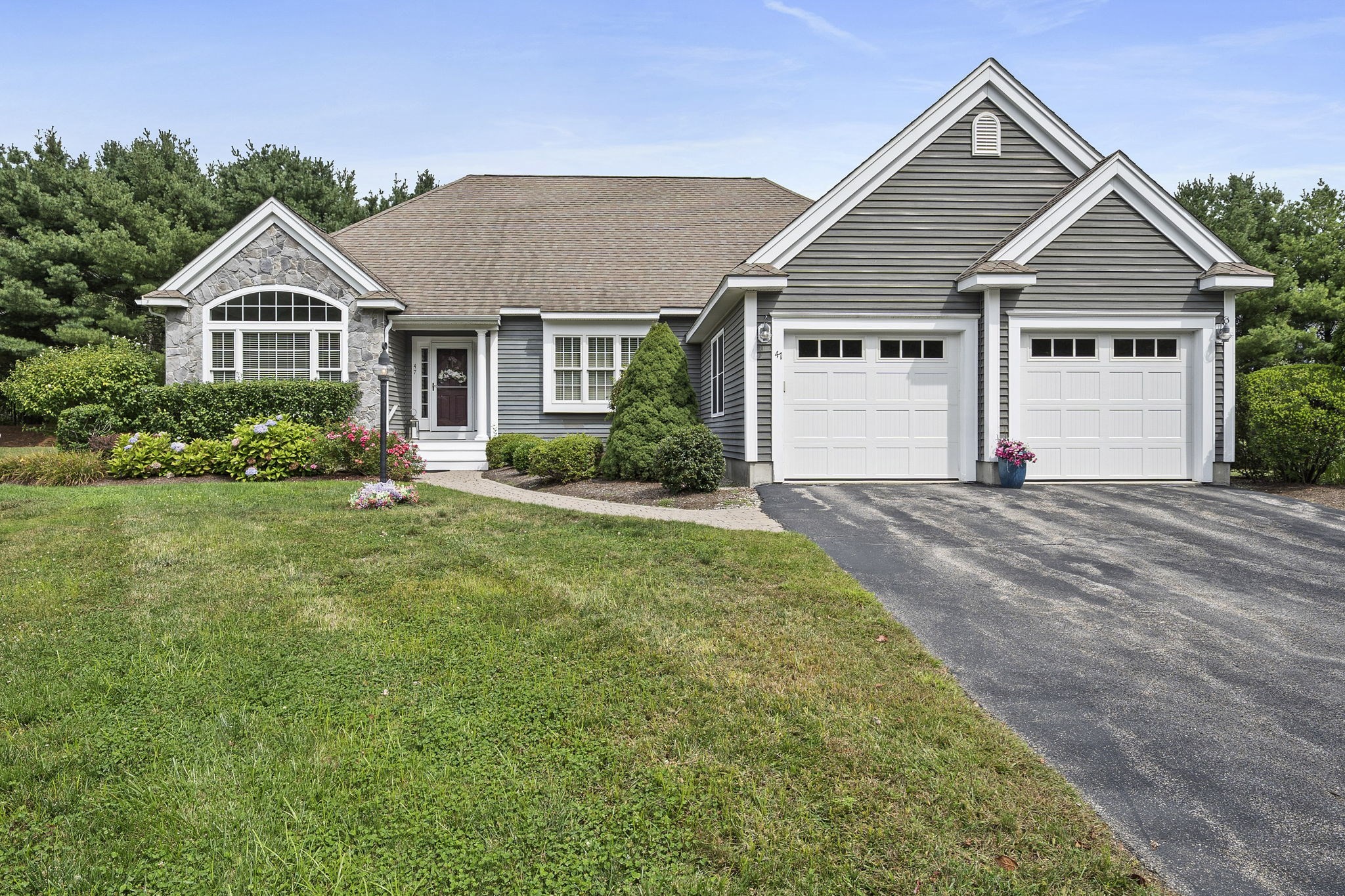 47 Silver Brook Ln # 47 Property Photo 1