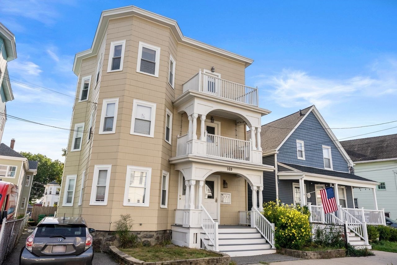 169 Sheridan Ave # 3 Property Photo 1