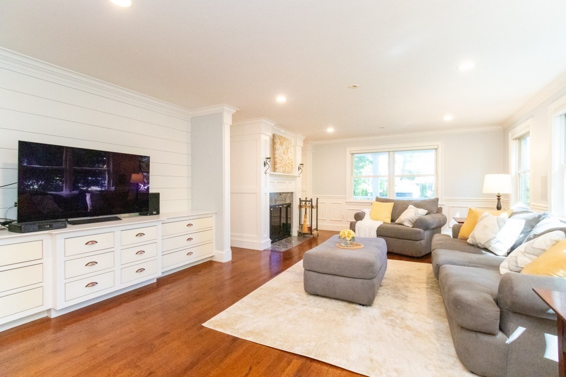 30 Sarah St Property Photo 16