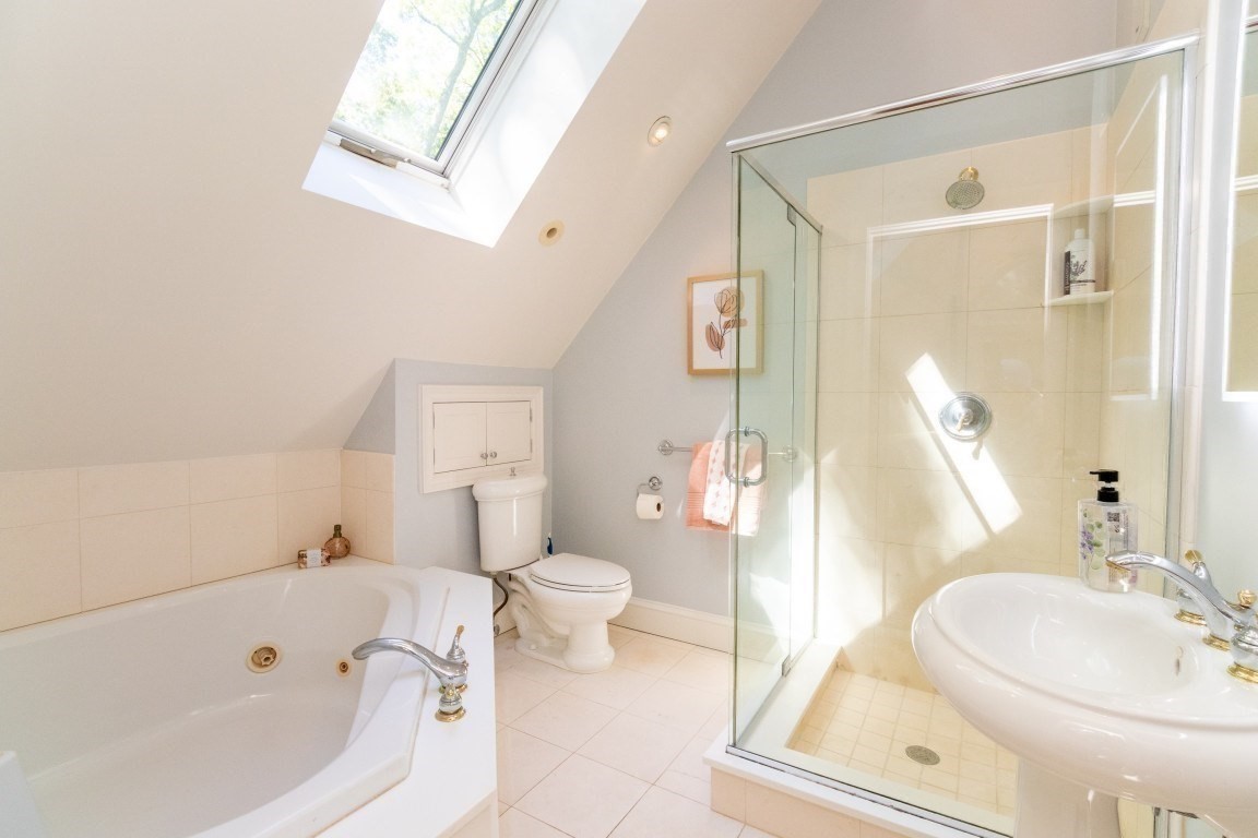 30 Sarah St Property Photo 21