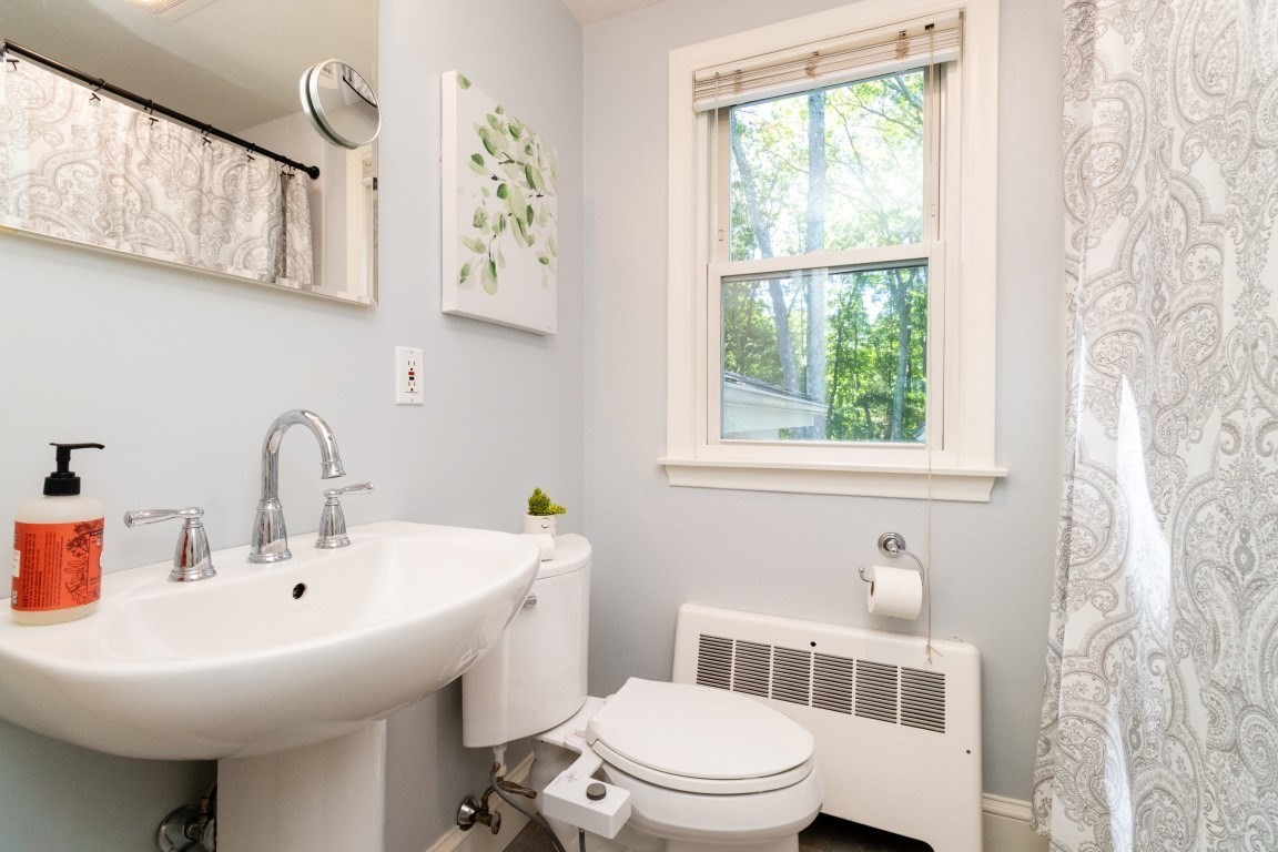 30 Sarah St Property Photo 34