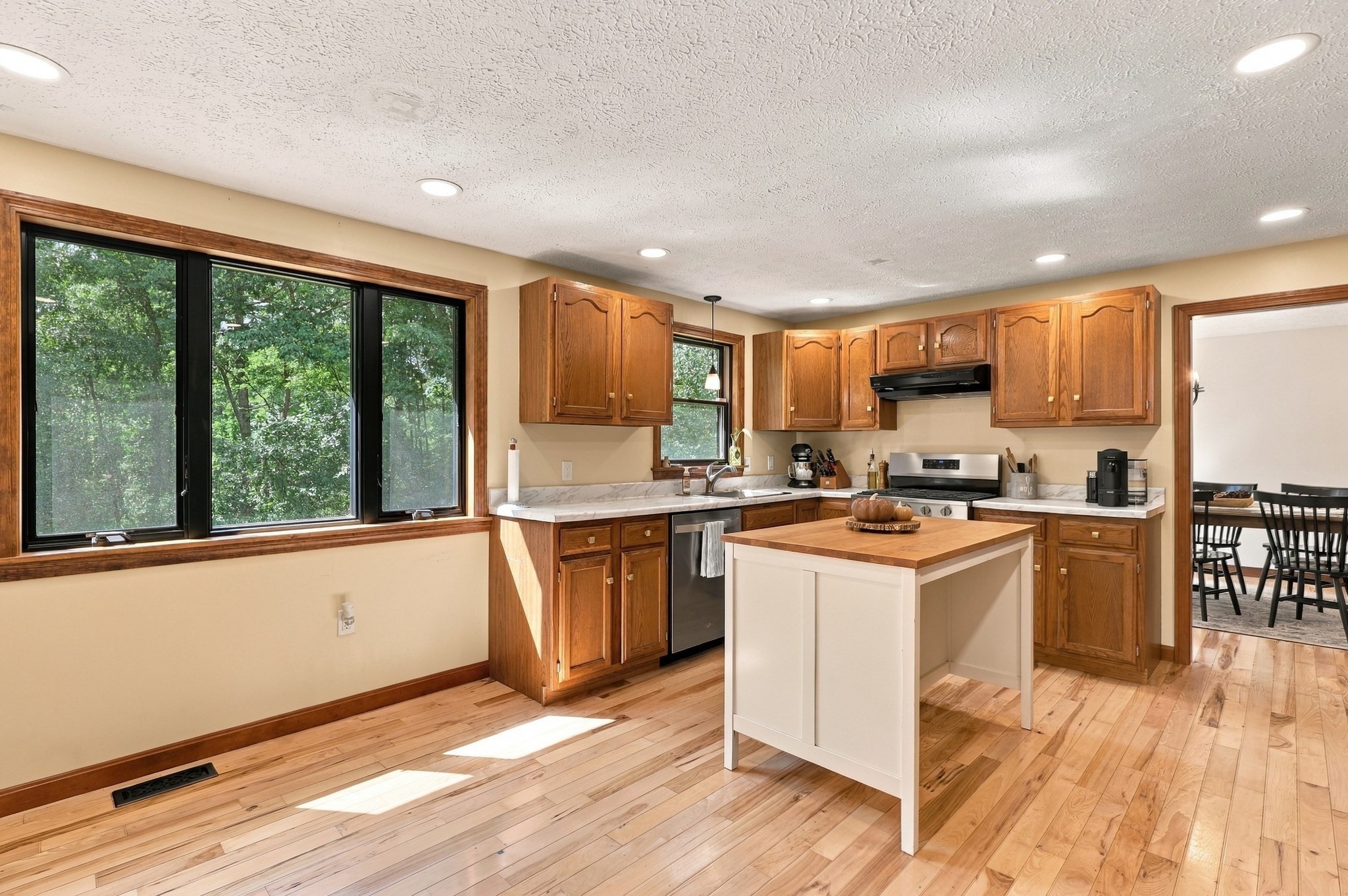 60 Bailey Road Property Photo 9