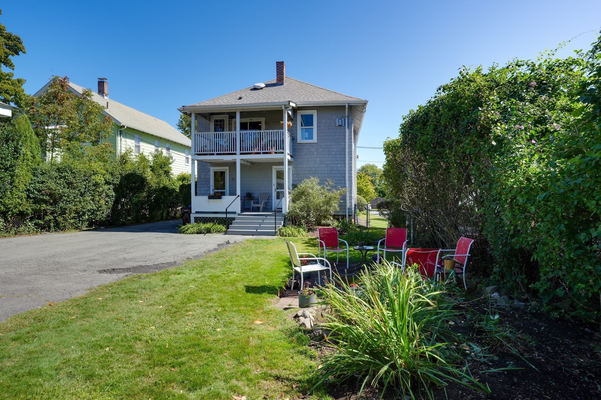 155 White St Property Photo 3
