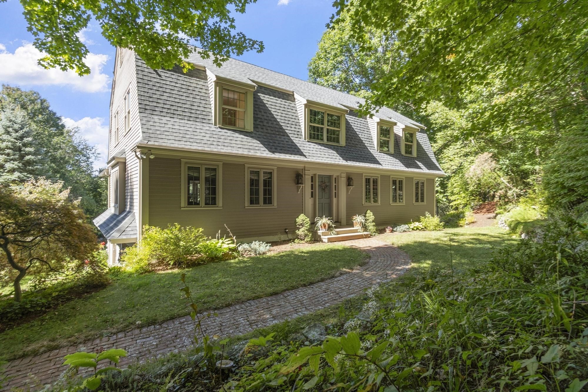 36 Westland Farm Rd Property Photo 1