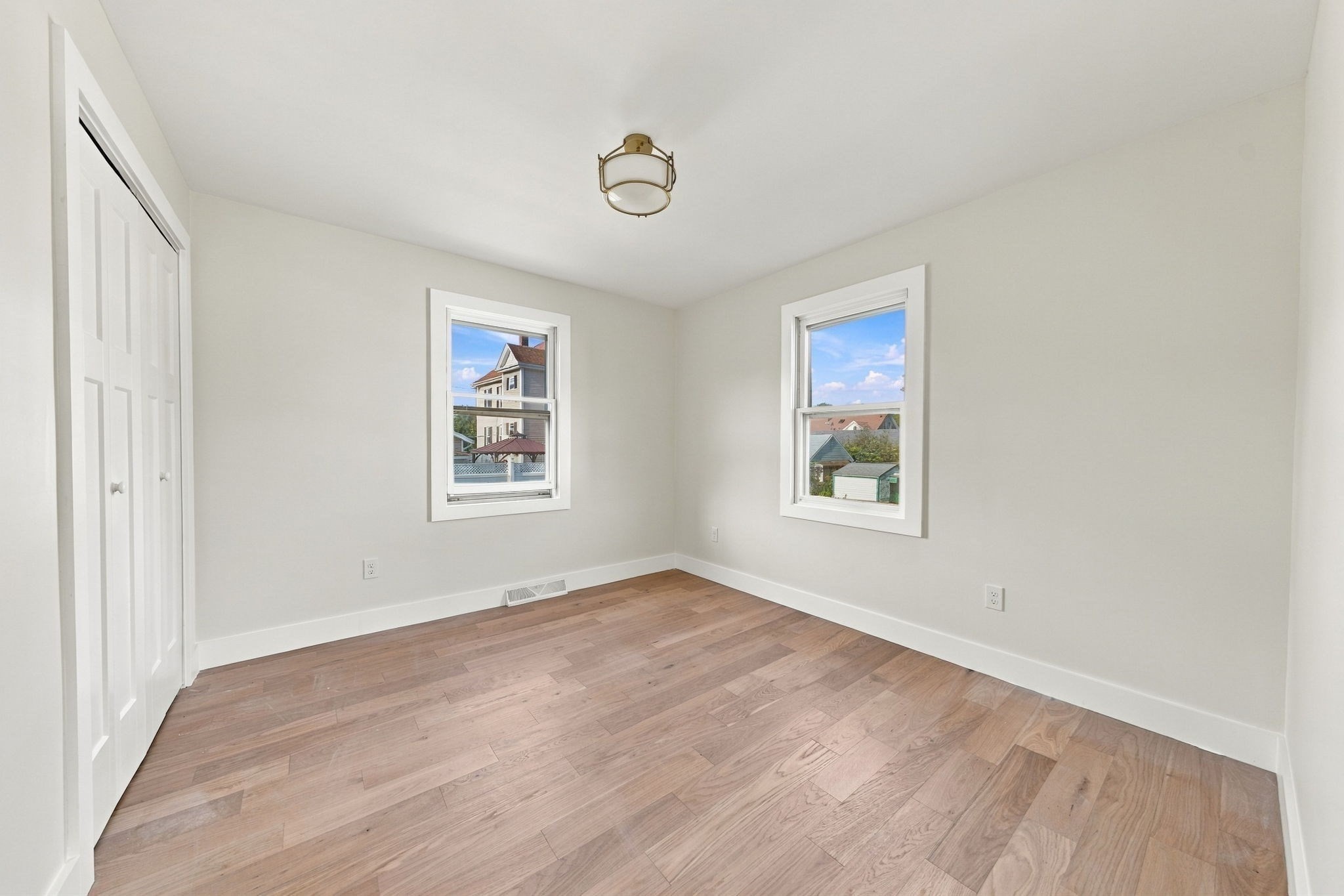 26 Gorham St Property Photo 19
