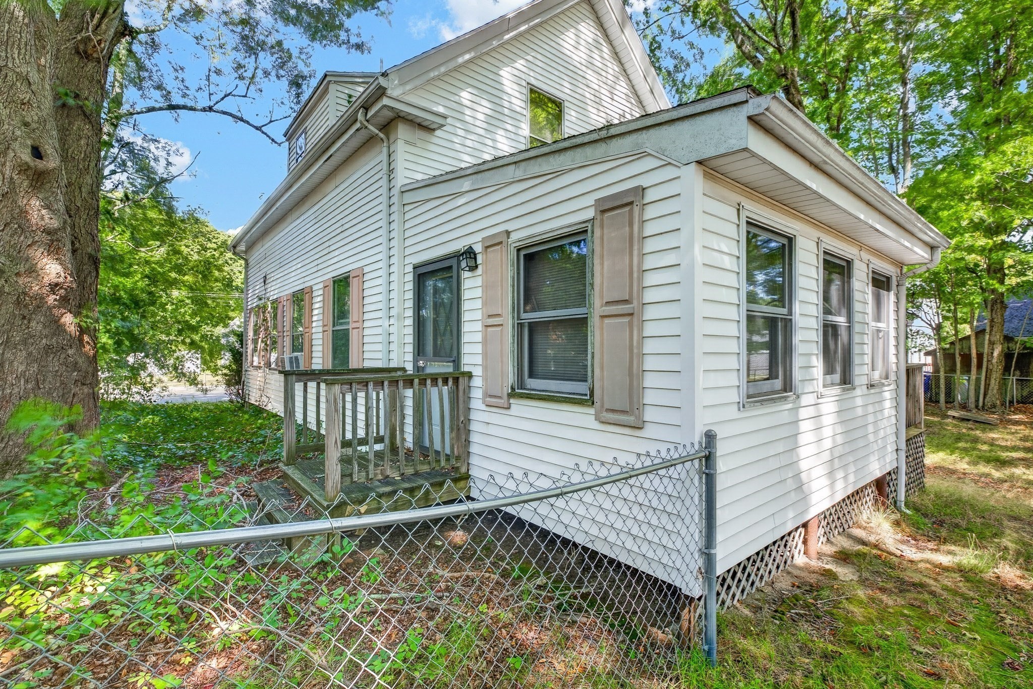 161 Union Street Property Photo 5
