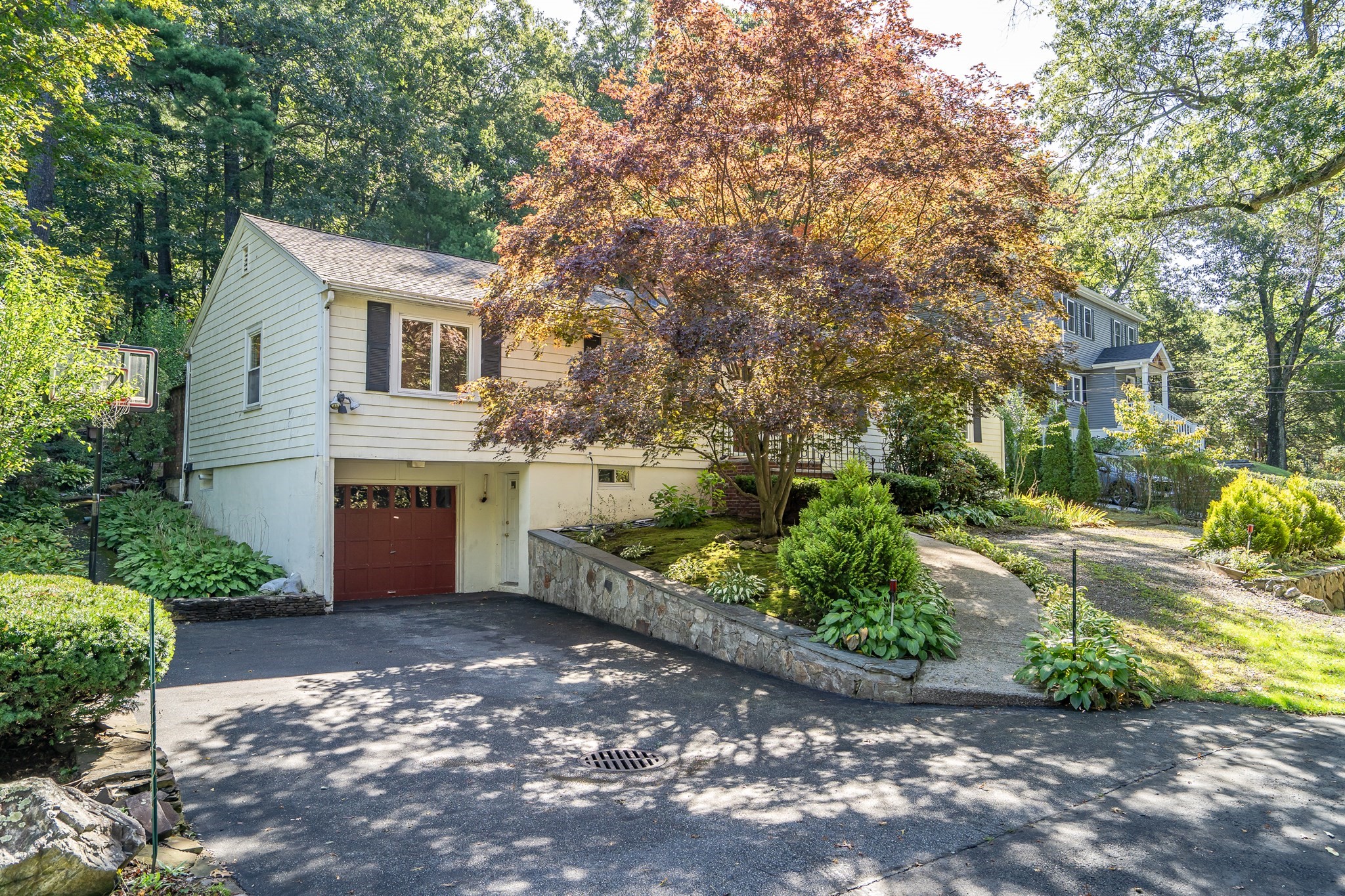 12 Watertown St Property Photo 4