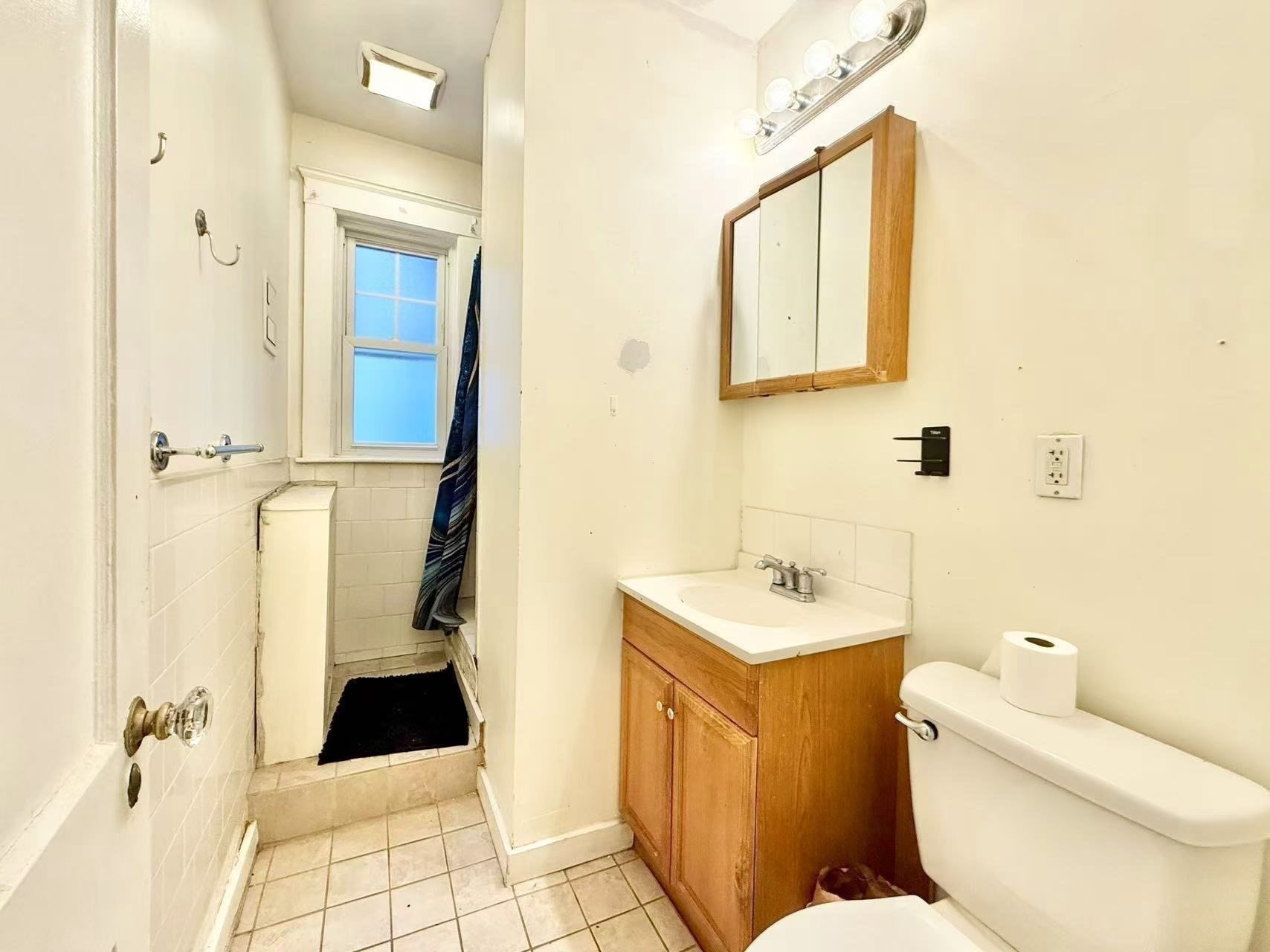 26 Chiswick Rd # 6 Property Photo 13