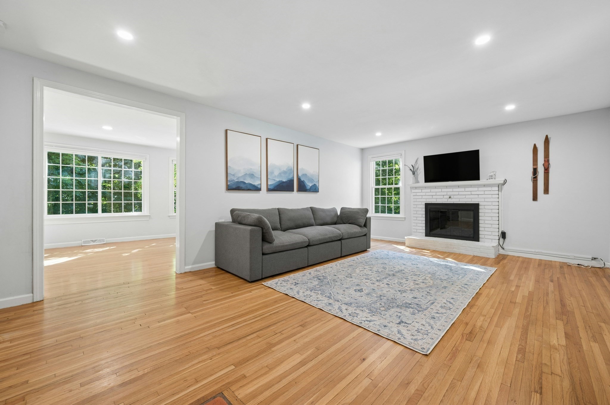 33 Bay Colony Drive Property Photo 13
