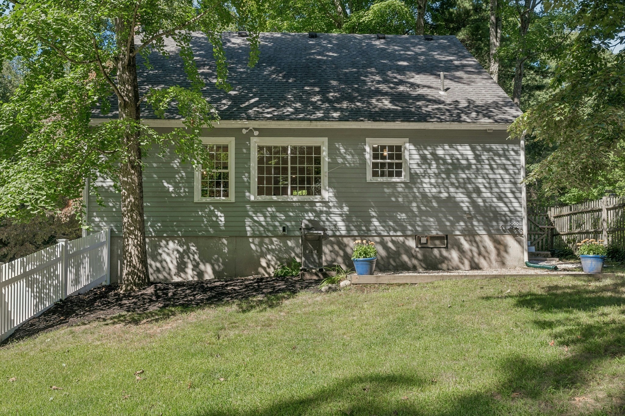33 Bay Colony Drive Property Photo 27