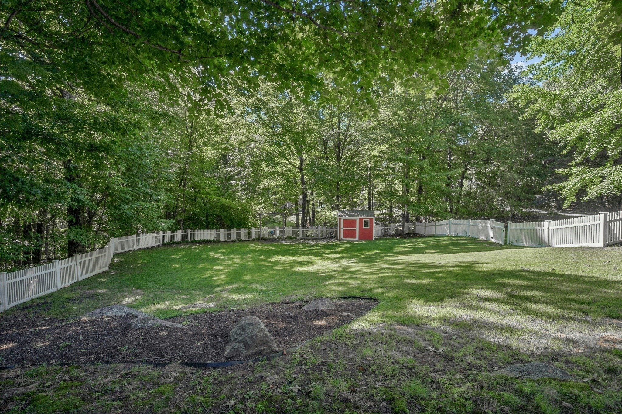 33 Bay Colony Drive Property Photo 30