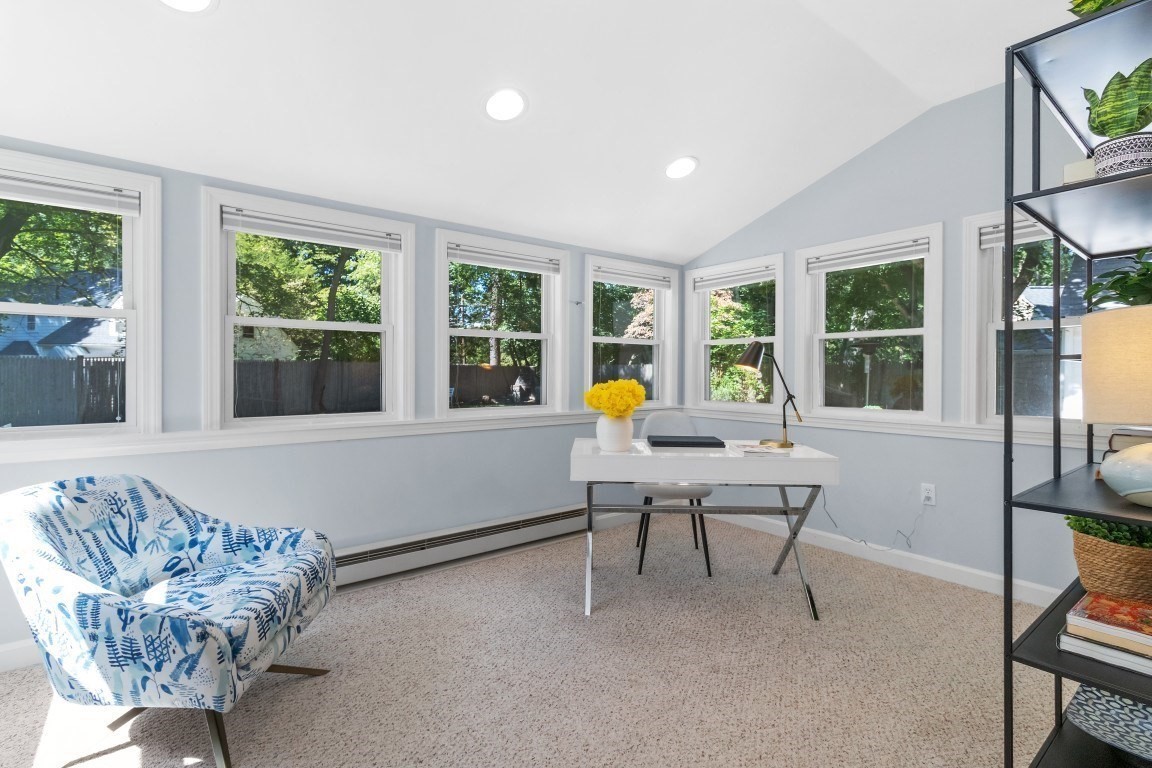 19 Saint Mary's St Property Photo 6