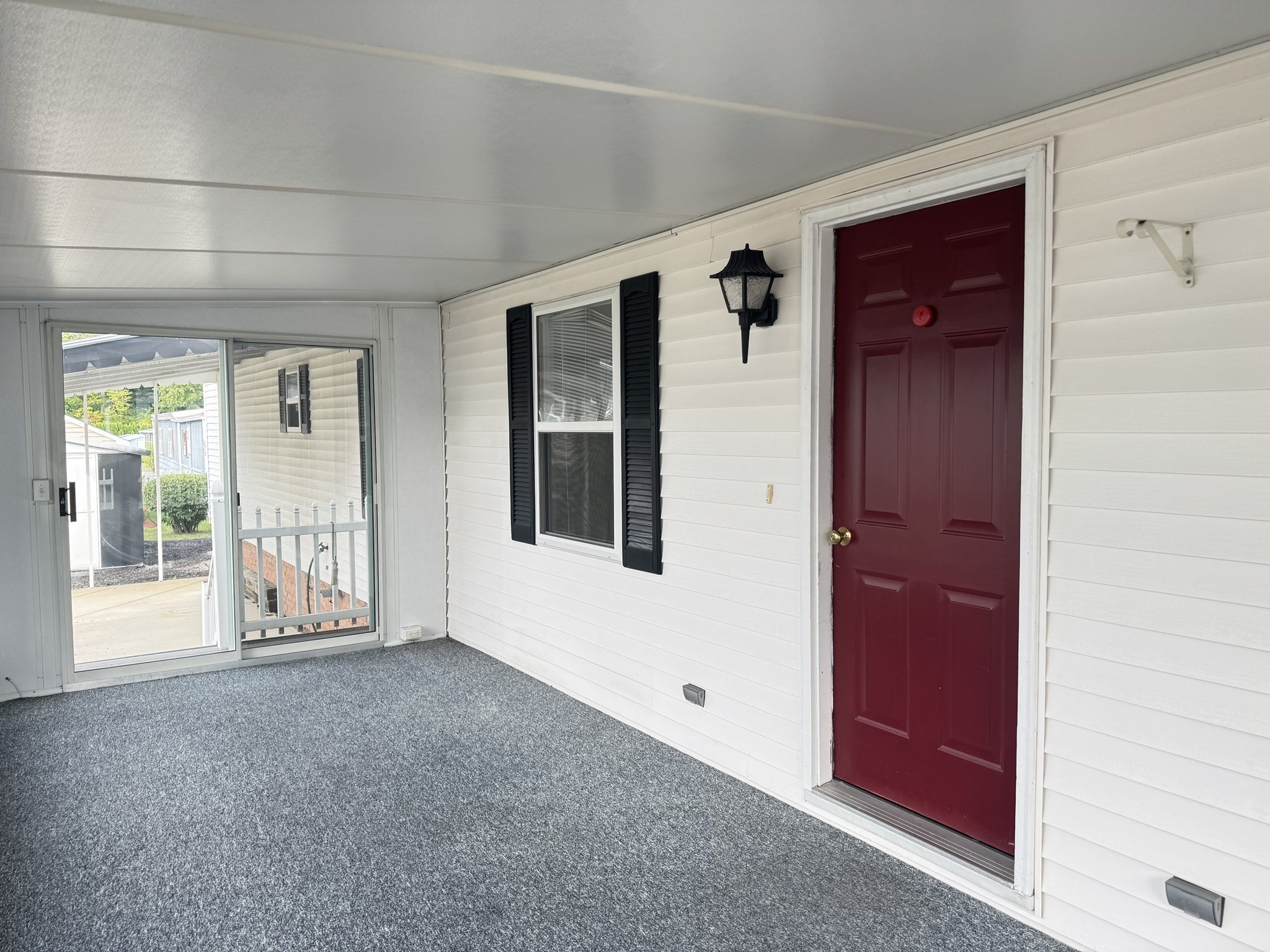 9 Shortway Property Photo 4